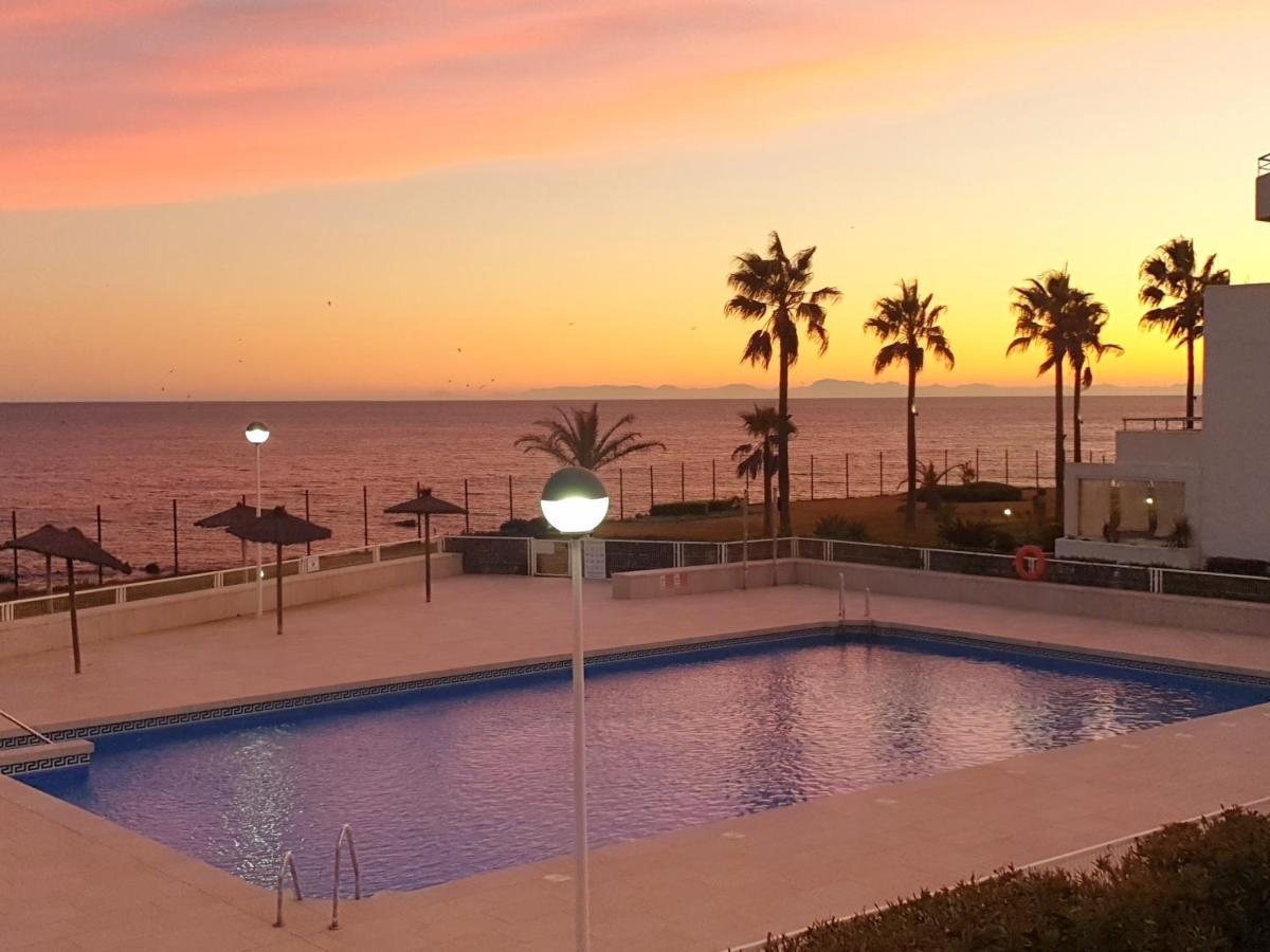 Casitamar Frontline Beach House Rental Casares Costa Near Estepona Bahia de Casares Esterno foto